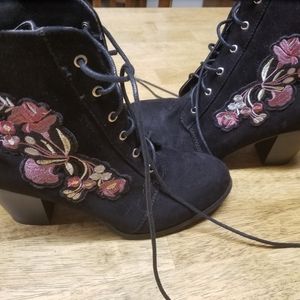 Just fab floral ankle boots